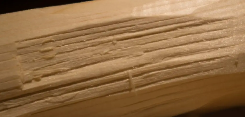 How to Make a Rounded Edge on Wood