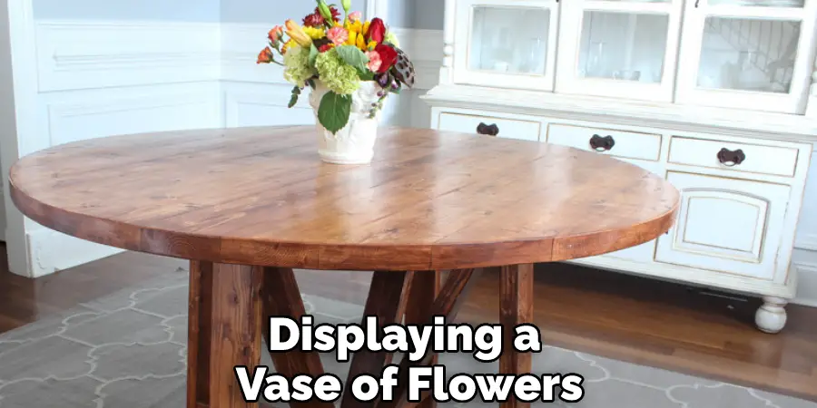 Displaying a Vase of Flowers