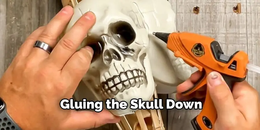  Gluing the Skull Down