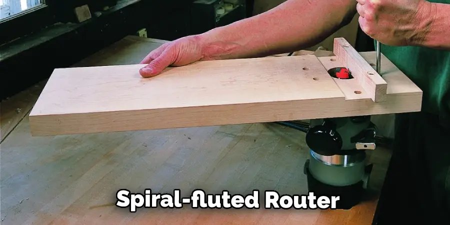 Spiral-fluted Router
