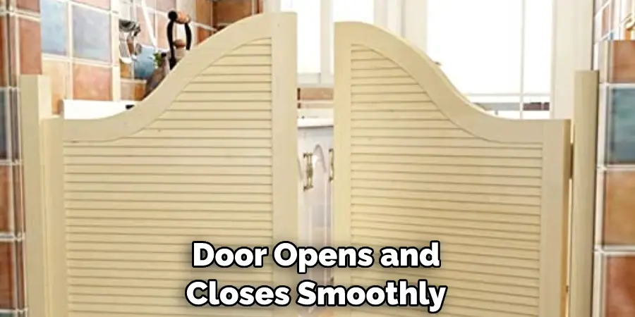 Door Opens and Closes Smoothly
