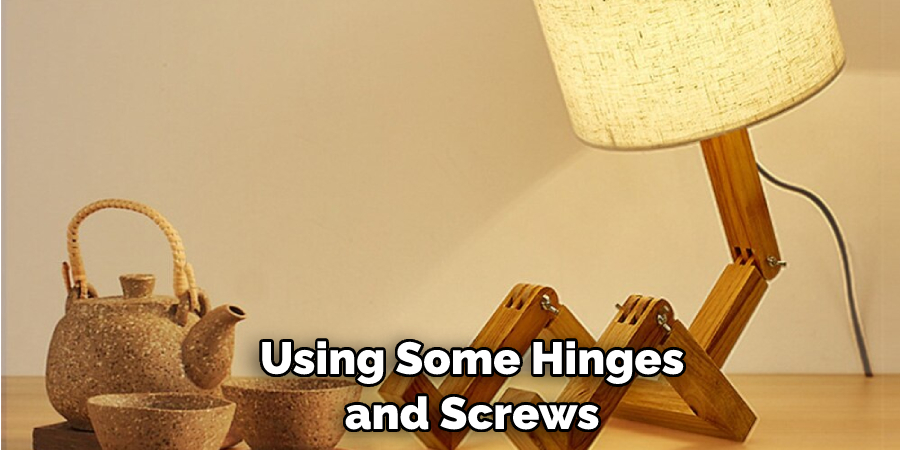 Using Some Hinges and Screws