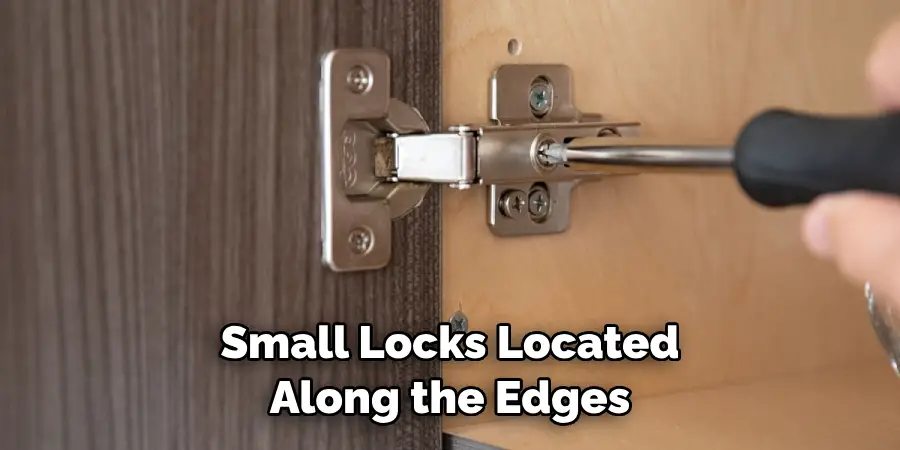 Small Locks Located Along the Edges 
