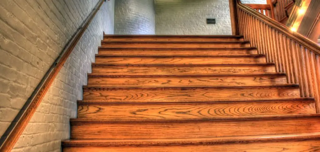 How to Do Wood Floors on Stairs