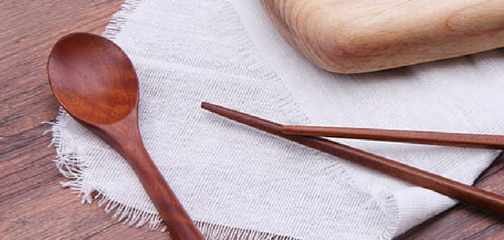 How to Wash Wooden Chopsticks