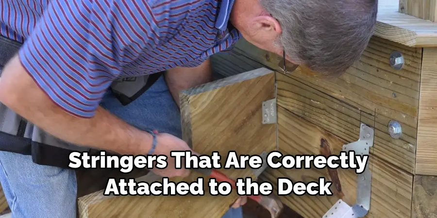 Stringers That Are Correctly Attached to the Deck