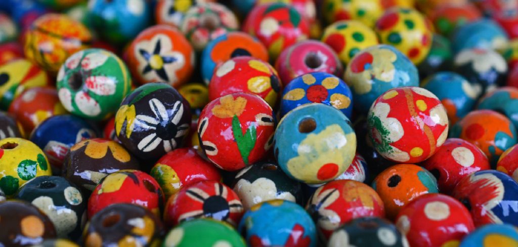 How to Dye Wooden Beads