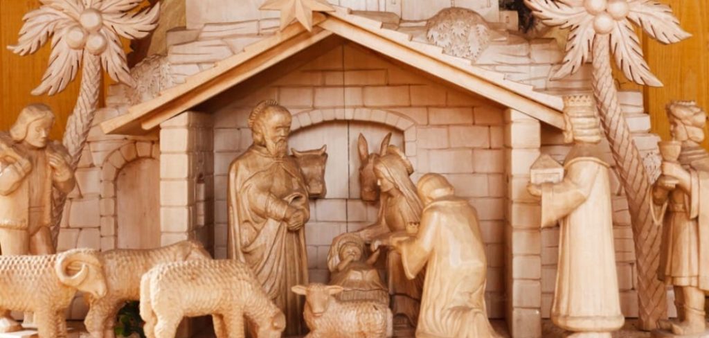 How to Make a Nativity Scene Out of Wood