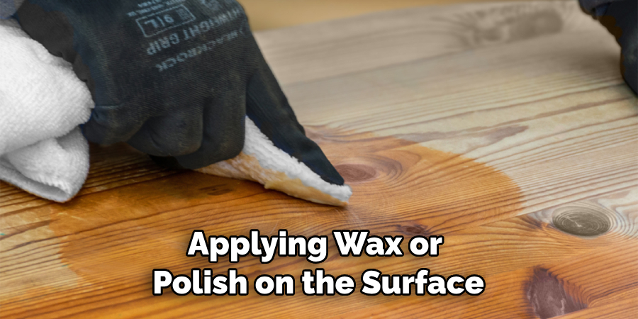 Applying Wax or Polish on the Surface