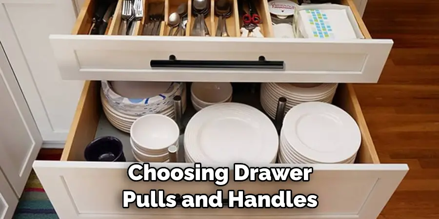 Choosing Drawer Pulls and Handles