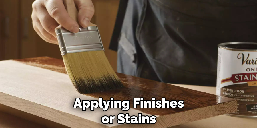 Applying Finishes or Stains