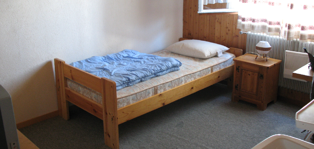 How to Build a Trundle Bed