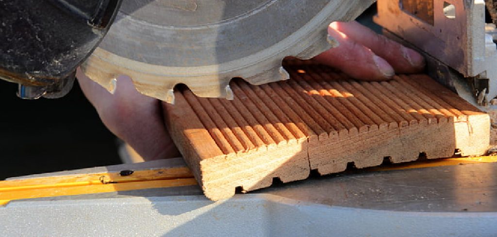 How to Cut a Circle in Wood Without Power Tools
